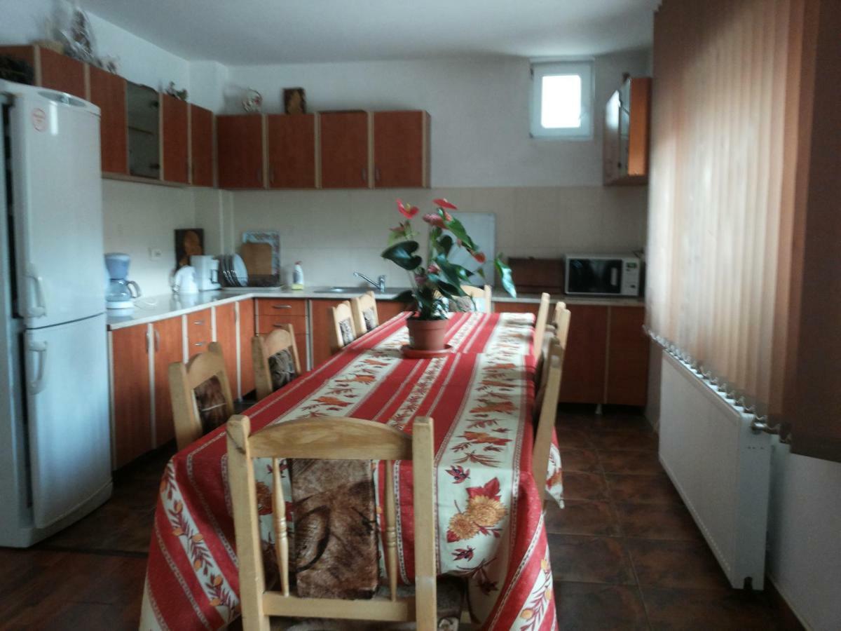 Cameră de familie cu baie privată